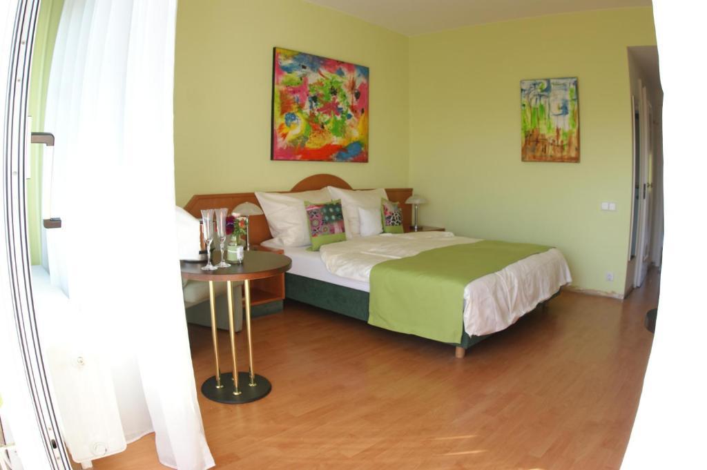 באדן-באדן Hotel Tannenhof חדר תמונה