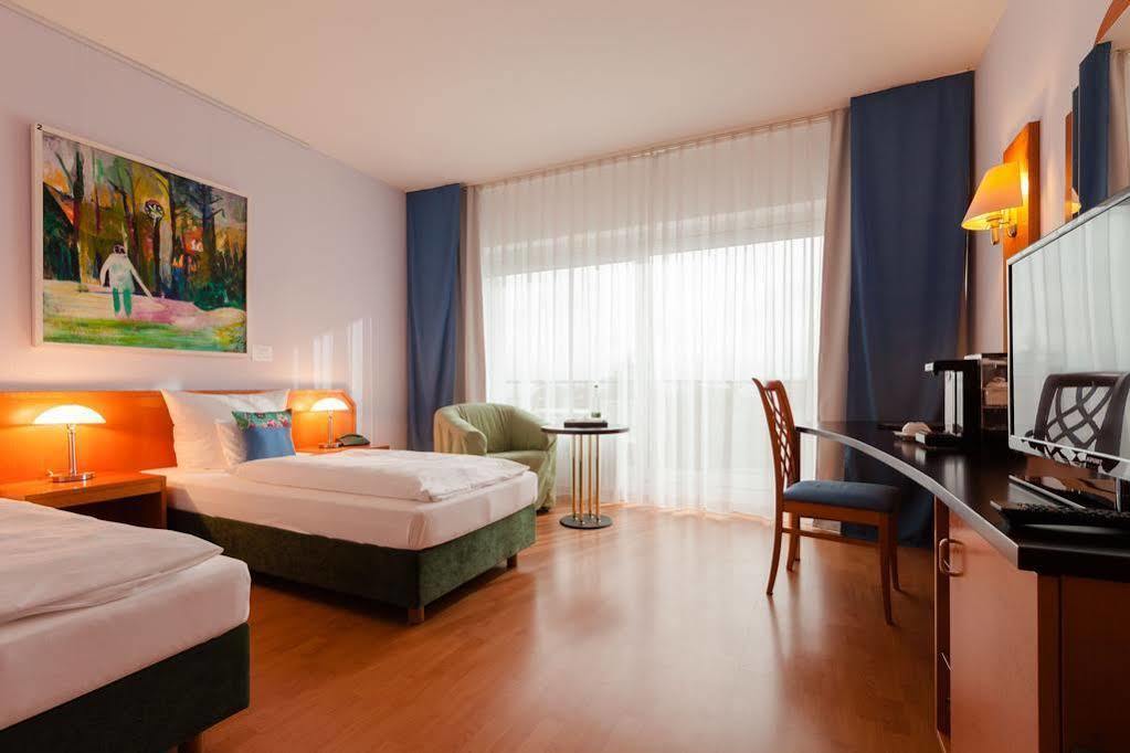 באדן-באדן Hotel Tannenhof מראה חיצוני תמונה